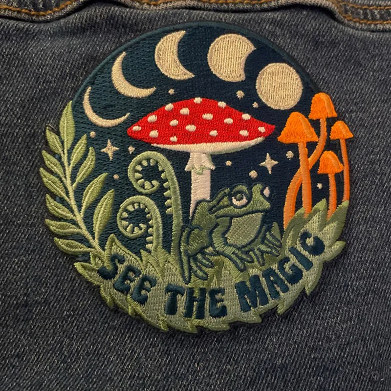 Colocación del parche del uniforme de los Boy Scouts