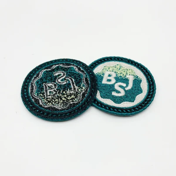 Gradient Round Custom Patches Embroidered for Jackets - immagine 2