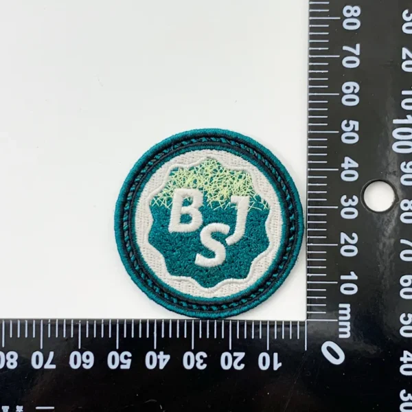 Gradient Round Custom Patches Embroidered for Jackets - immagine 3