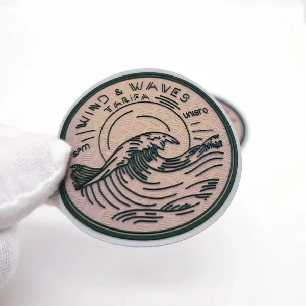 ⁦Custom Patches PVC for Clothing – Waves Design in Yellow and Black⁩ - الصورة ⁦3⁩