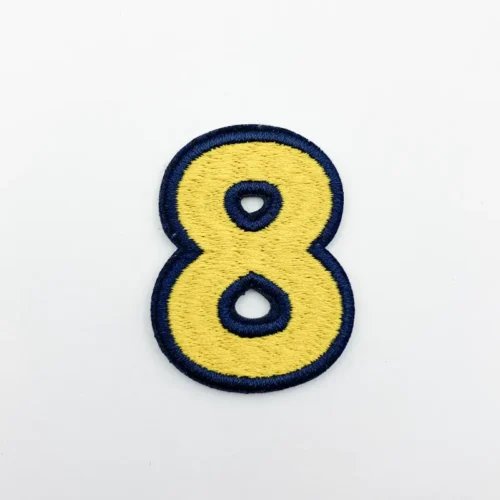 Crie seu próprio patch bordado em formas numéricas