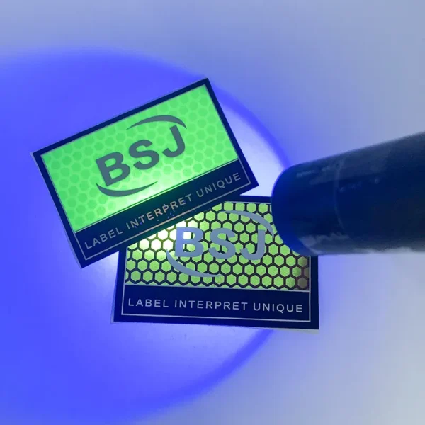 ⁦Reflective UV-Activated Silicone Patches with Hex Pattern⁩ - الصورة ⁦7⁩