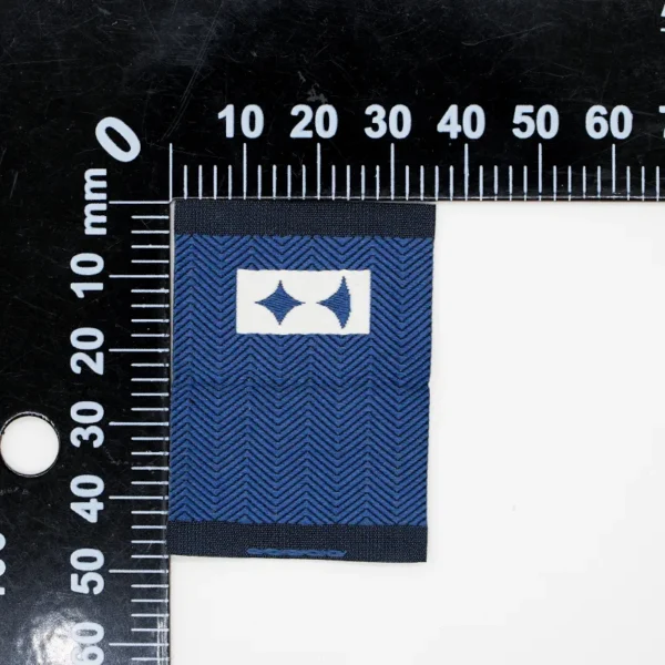 Custom Woven Labels for Hats with White Logo Design - 이미지 4