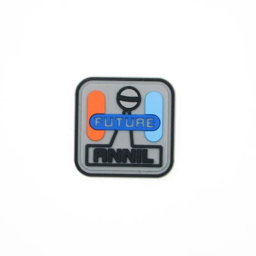 Patches de arte TPU para chapéus – Quadrado arredondado cinza com design minimalista e detalhes coloridos