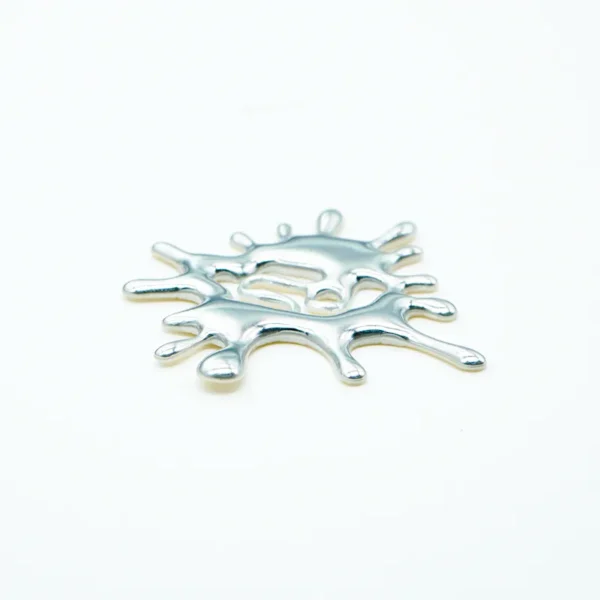 Silver Metallic Artist Patches – Liquid Splash PVC Design with Hand Motif - 이미지 2