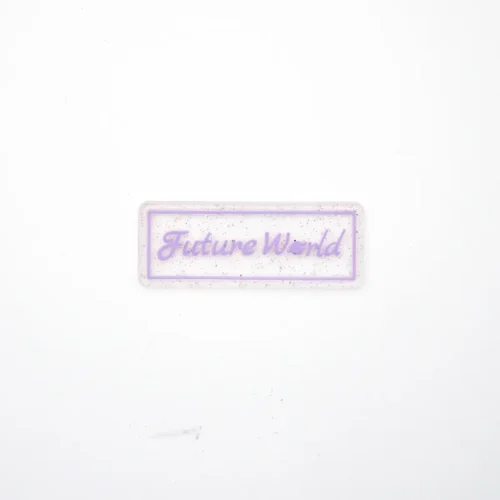 Parches de goma de PVC personalizados con purpurina – Etiqueta "Future World"