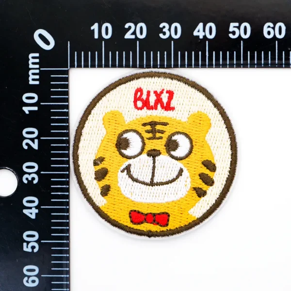 DIY Embroidered Patches for Hats -  Cartoon Tiger - Imagen 5