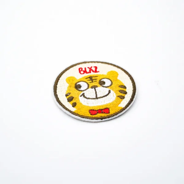 DIY Embroidered Patches for Hats -  Cartoon Tiger - Imagen 4