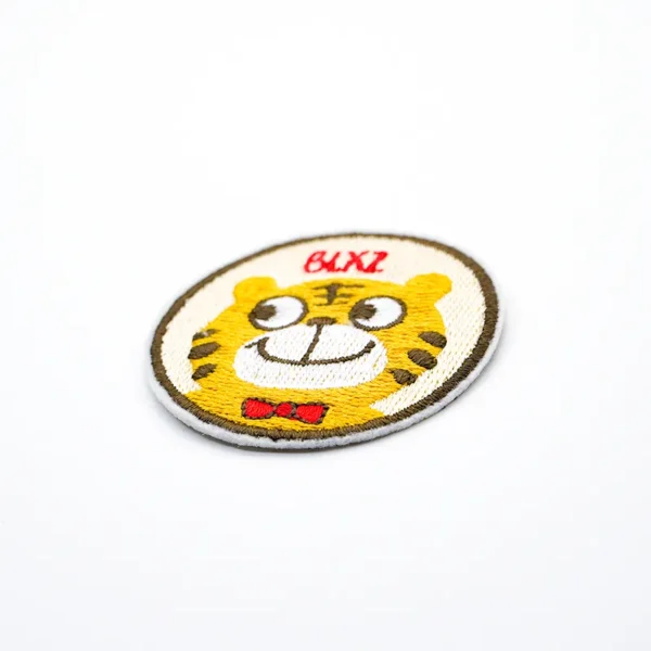 DIY Embroidered Patches for Hats -  Cartoon Tiger - Imagen 2
