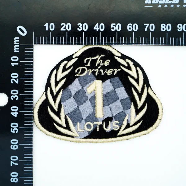 Racing Embroidered Patch Hat – “The Driver” Lotus Design - Imagen 5
