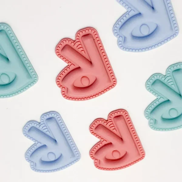 ⁦Creative Light Blue Silicone Patch for Shirts⁩ - الصورة ⁦4⁩
