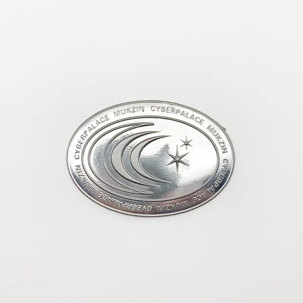 별과 달 디자인이 있는 메탈릭 타원형 TPU 부품 배지