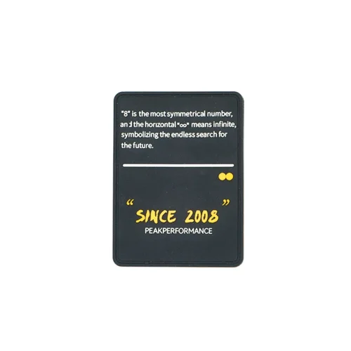 Parches de velcro negros de PVC con texto personalizado en blanco y amarillo