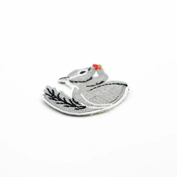 Embroider a Patch with Squirrel Design - Imagem 4