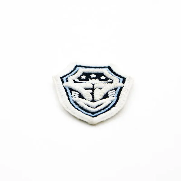 ⁦3D Embroidered Patch on Shirt – Vintage Shield Design⁩ - الصورة ⁦2⁩