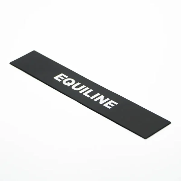 Shirt with Patch – Minimalist TPU Label - Imagem 3