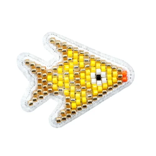 Patch de bordado com missangas em forma de peixe bonito