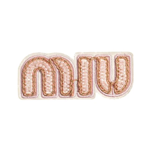 Adesivo bordado com tubo de missangas rosa claro "miu" - Applique de luxo doce e leve para bolsas e chapéus