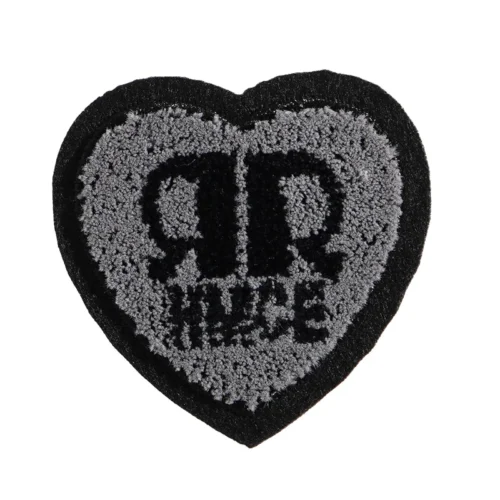 Patch bordado preto cinzento com apliques de coração e símbolo da paz para escova de dentes